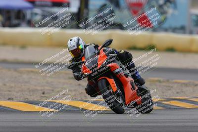 media/Jan-15-2023-SoCal Trackdays (Sun) [[c1237a034a]]/Turn 2 Set 1 (1145am)/